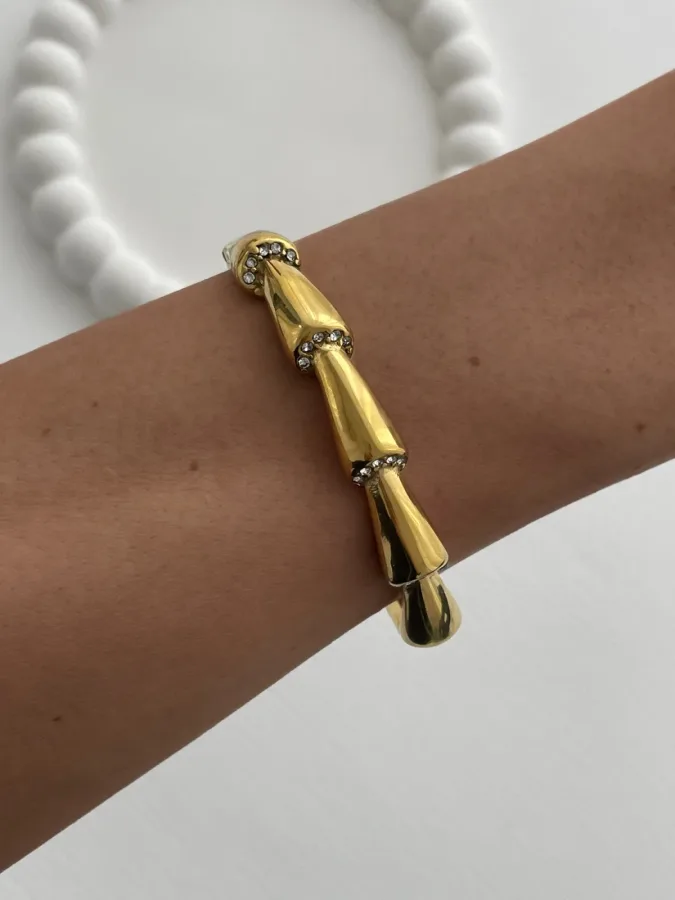 Çelik Zirkon Taşlı Üçgen Model Gold Bileklik